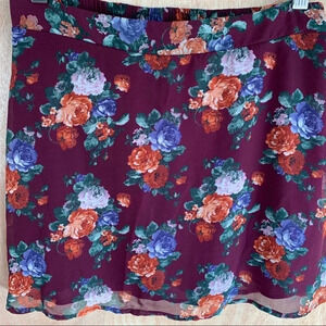 **NEW Tobi Floral Swing Mini Skirt